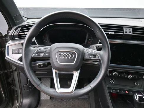 Used 2024 Audi Q3 2.0T Premium Plus AWD/4WD image 17