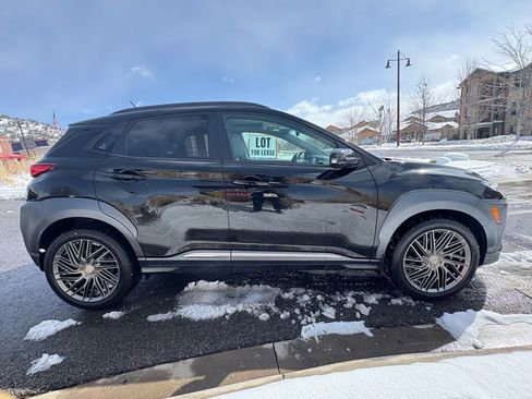 Used 2018 Hyundai Kona Limited image 10