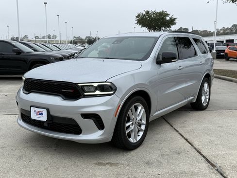 Used 2024 Dodge Durango GT image 9