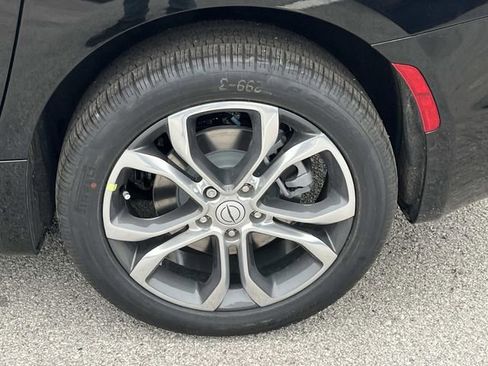 New 2026 Chrysler Pacifica Pinnacle image 11