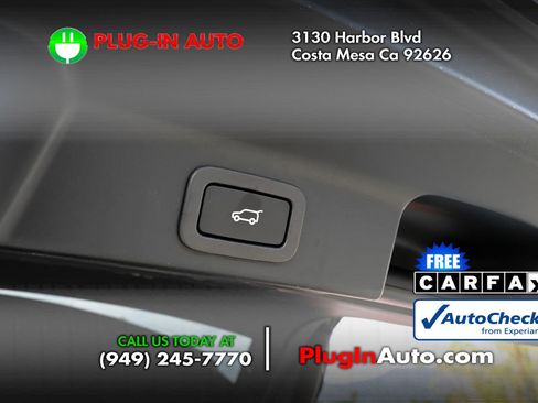 Used 2021 Jaguar F-PACE SVR image 20