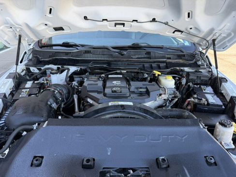 Used 2018 RAM 3500 Tradesman w/ Ambulance Prep Group image 18