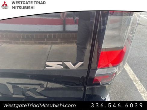 Used 2022 Nissan Frontier SV w/ Technology Package image 13