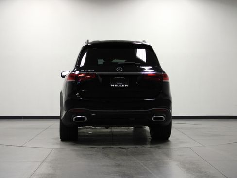 Used 2022 Mercedes-Benz GLS 450 4MATIC image 5