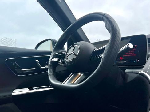 Certified 2026 Mercedes-Benz GLC 300 4MATIC image 9