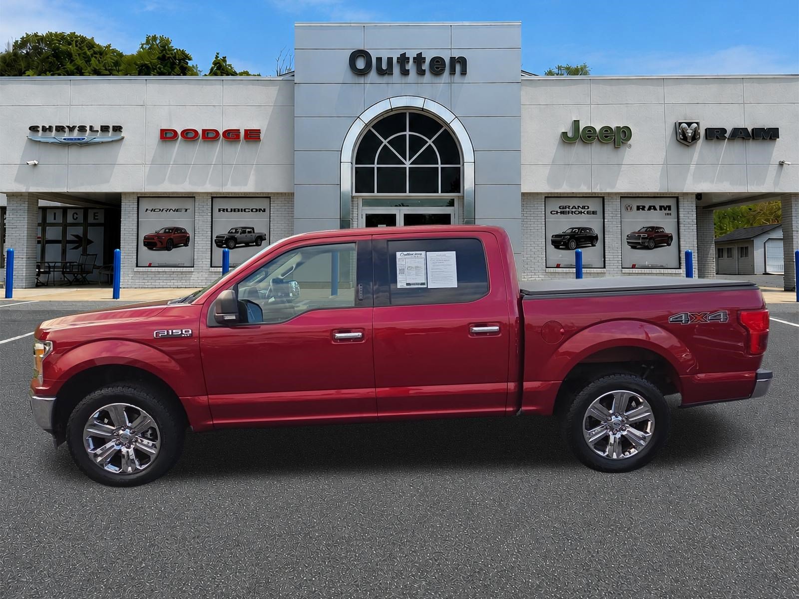 Used 2018 Ford F150 XLT w/ Equipment Group 302A Luxury AWD/4WD image 7
