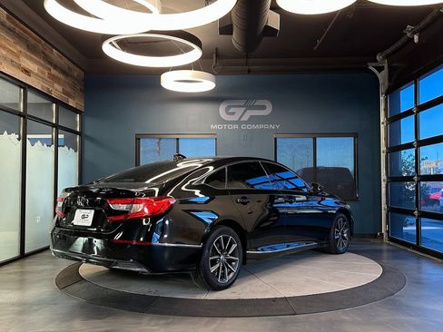 Used 2021 Honda Accord EX-L image 3