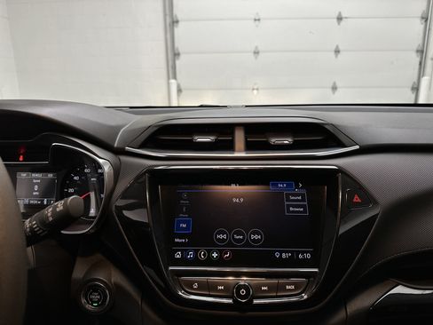 Used 2023 Chevrolet TrailBlazer LT w/ Convenience Package AWD/4WD image 29