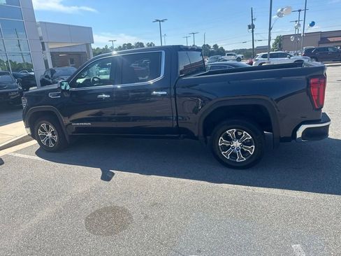 Used 2025 GMC Sierra 1500 SLT RWD image 13