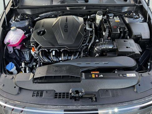 Used 2025 Hyundai Sonata SE image 56