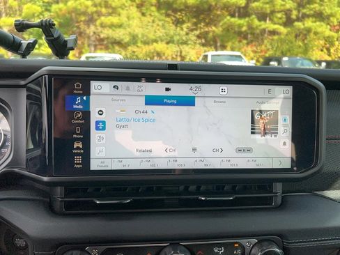 Used 2024 Jeep Wrangler Unlimited Rubicon image 20