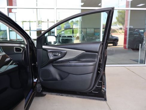 Used 2018 Nissan Murano S w/ Cargo Package FWD image 38