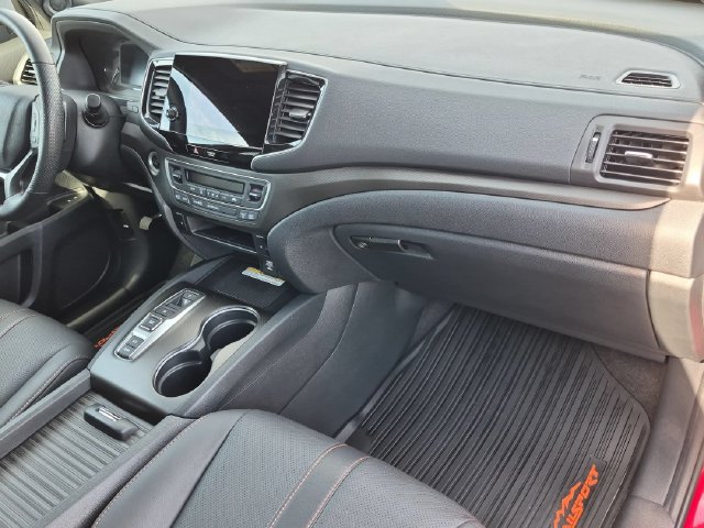 Used 2023 Honda Passport TrailSport image 22