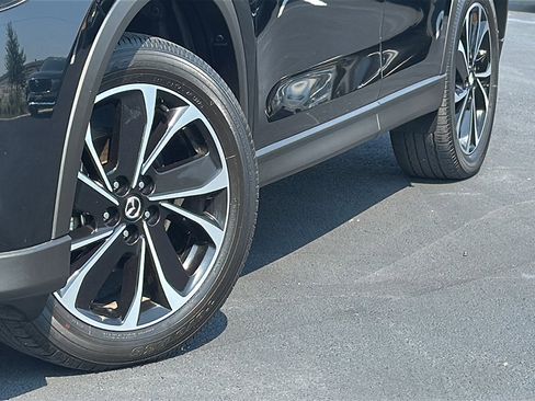 Used 2023 MAZDA CX-5 AWD 2.5 S w/ Premium Plus Pkg image 3