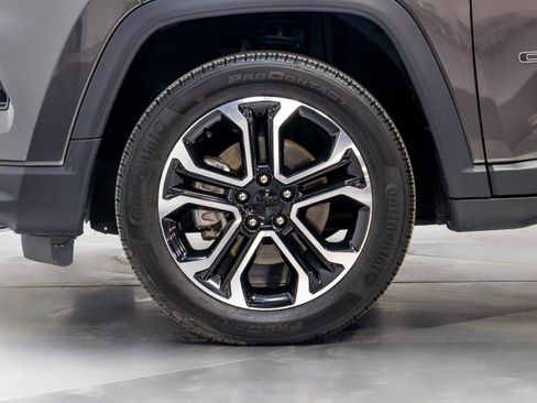 Used 2022 Jeep Compass Limited AWD/4WD image 37