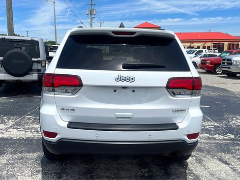 Used 2020 Jeep Grand Cherokee Laredo w/ Security & Convenience Group image 4