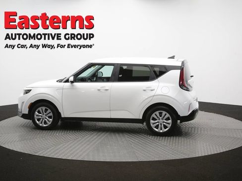 Used 2023 Kia Soul LX FWD image 59