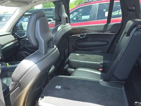 Used 2018 Volvo XC90 T6 Momentum w/ Convenience Package AWD/4WD image 35