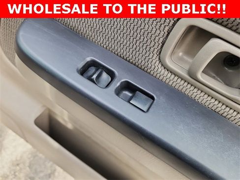 Used 2004 Nissan Frontier XE w/ (VTP) Value Truck Pkg image 17