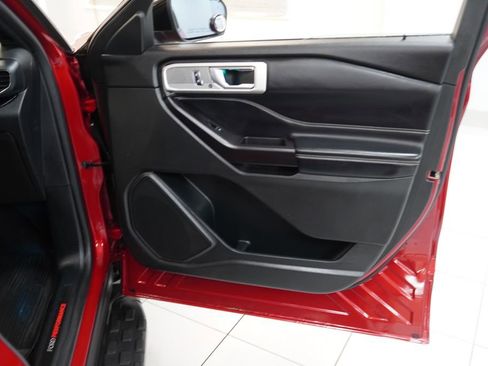 Used 2020 Ford Explorer ST AWD/4WD image 30