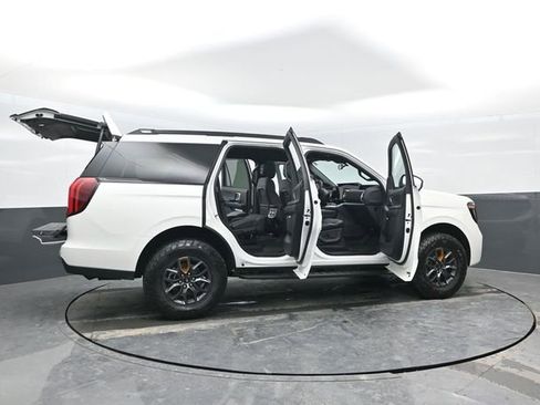 New 2026 Ford Expedition Tremor image 40