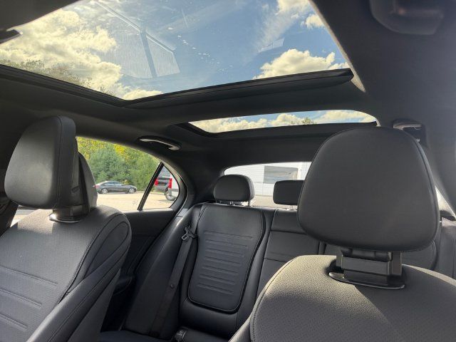 Certified 2026 Mercedes-Benz C 300 4MATIC Sedan image 6