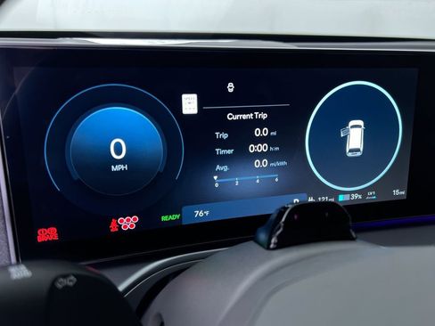 New 2026 Hyundai Ioniq 9 SEL image 16