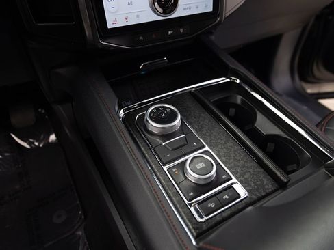 Used 2024 Ford Expedition Max Limited image 24