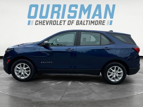 Used 2023 Chevrolet Equinox LS FWD image 3