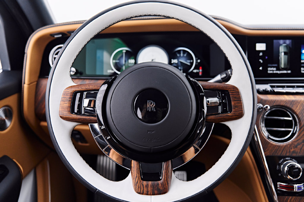 Used 2025 Rolls-Royce Cullinan AWD/4WD image 77