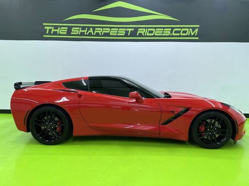 Used 2016 Chevrolet Corvette Stingray Coupe w/ 3LT Preferred Equipment Group RWD image 11