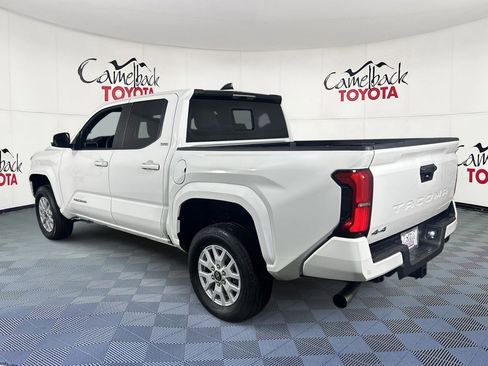 Used 2025 Toyota Tacoma SR5 image 5