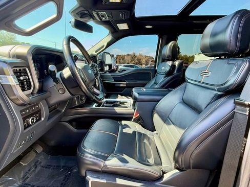 Used 2024 Ford F350 Platinum image 14