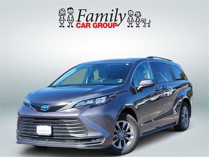 Certified 2024 Toyota Sienna LE