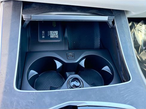 New 2026 BMW X5 xDrive50e w/ Executive Package image 32