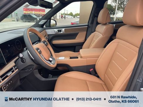 Used 2026 Hyundai Santa Fe Calligraphy FWD image 4