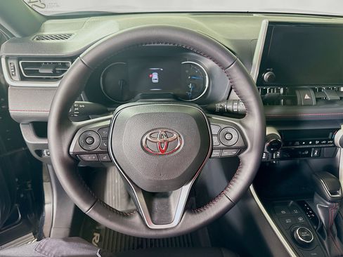 Certified 2025 Toyota RAV4 SE image 13