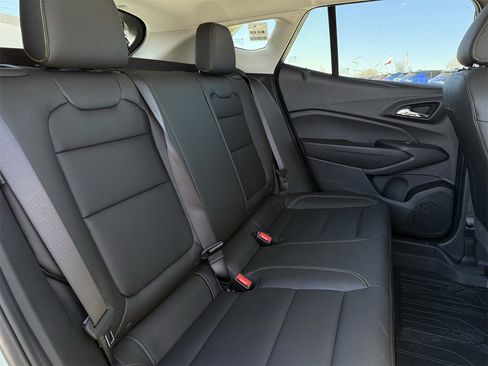 New 2026 Chevrolet Trax ACTIV w/ Sunroof Package image 27