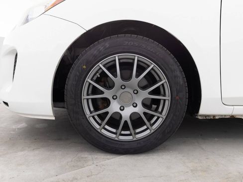 Used 2013 MAZDA MAZDA3 i Grand Touring FWD image 17