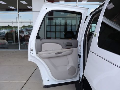 Used 2012 Chevrolet Tahoe 4WD Hybrid image 29