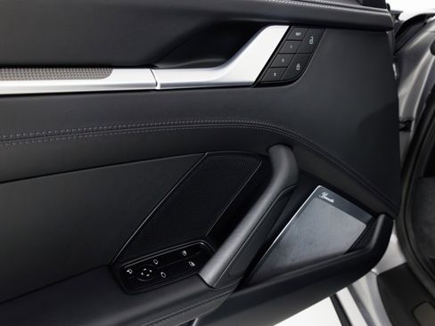 Used 2022 Porsche 911 Targa 4S image 35