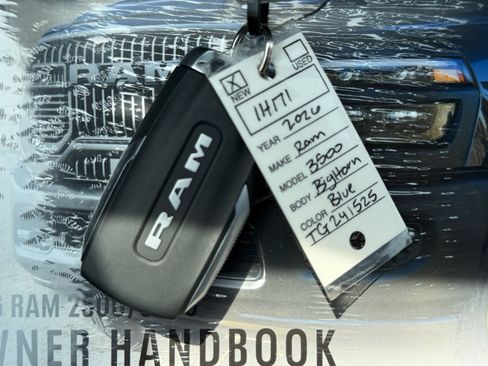 New 2026 RAM 3500 Big Horn AWD/4WD image 43
