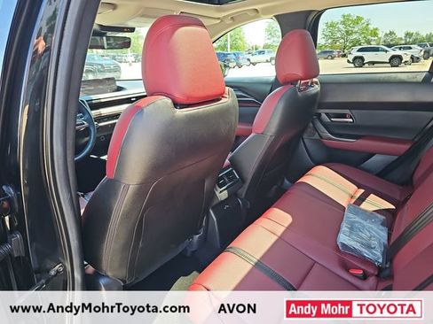 Used 2025 MAZDA CX-50 AWD 2.5 Hybrid w/ Premium Pkg image 28