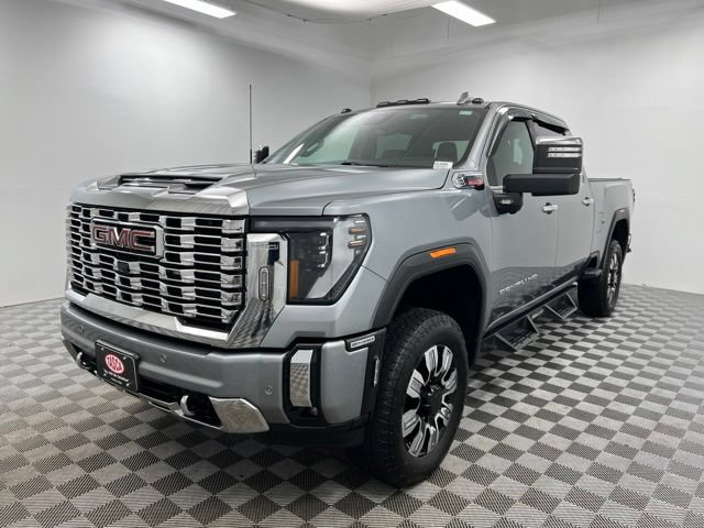 Used 2024 GMC Sierra 2500 Denali w/ Denali Reserve Package AWD/4WD image 2