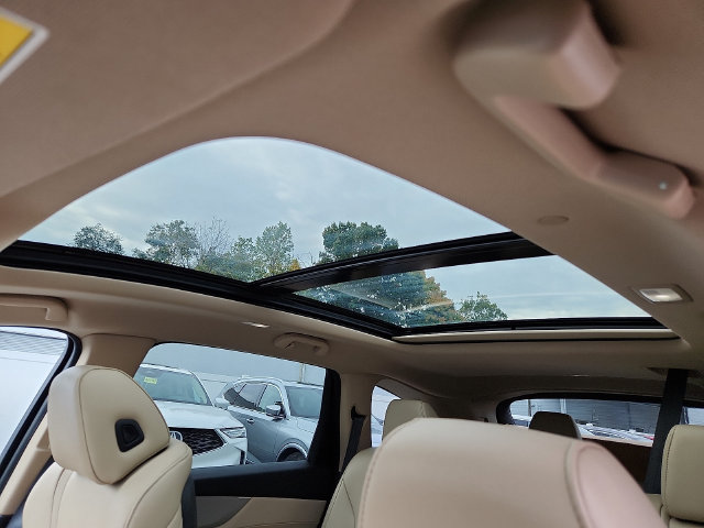 Certified 2024 Acura MDX SH-AWD image 15