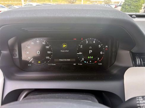 New 2025 Land Rover Discovery Sport S image 30