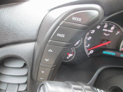 Used 2008 Chevrolet Corvette Convertible w/ Preferred Equipment Group image 17