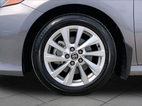 Used 2023 Toyota Camry LE FWD image 11