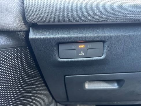 New 2025 Volkswagen Tiguan S image 15