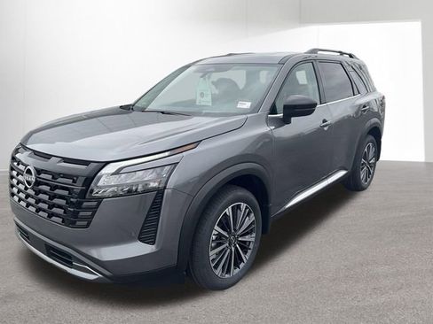 New 2026 Nissan Pathfinder Platinum w/ Accent Package AWD/4WD image 2